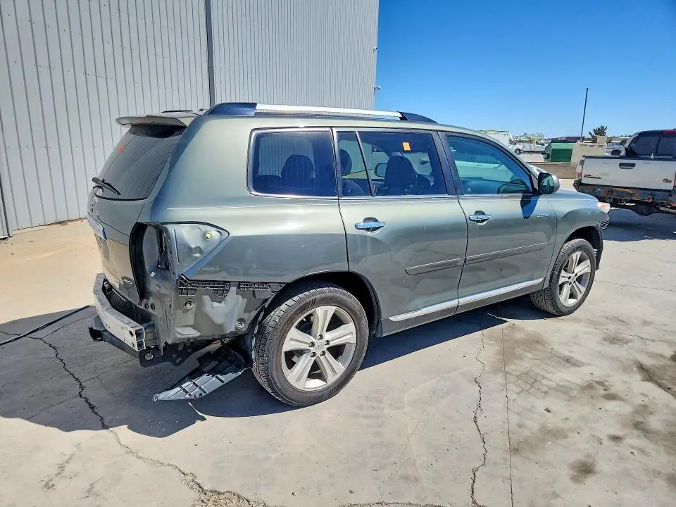 2013 TOYOTA HIGHLANDER LIMITED  