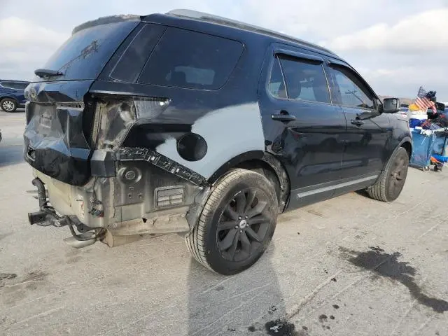 2017 FORD EXPLORER XLT  