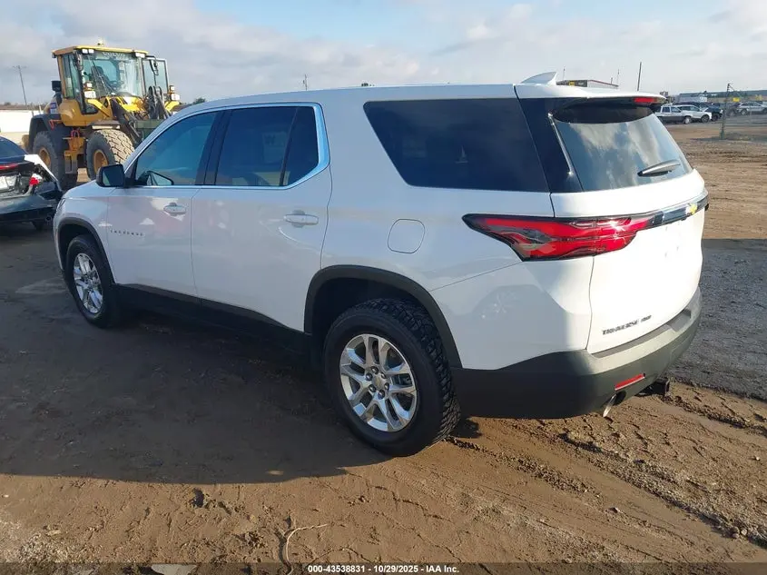 2022 CHEVROLET TRAVERSE AWD LS