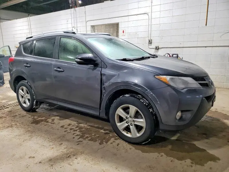 2014 TOYOTA RAV4 XLE  