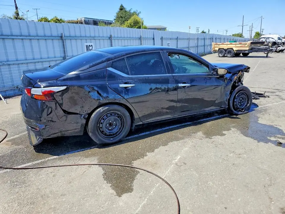 2024 NISSAN ALTIMA S  