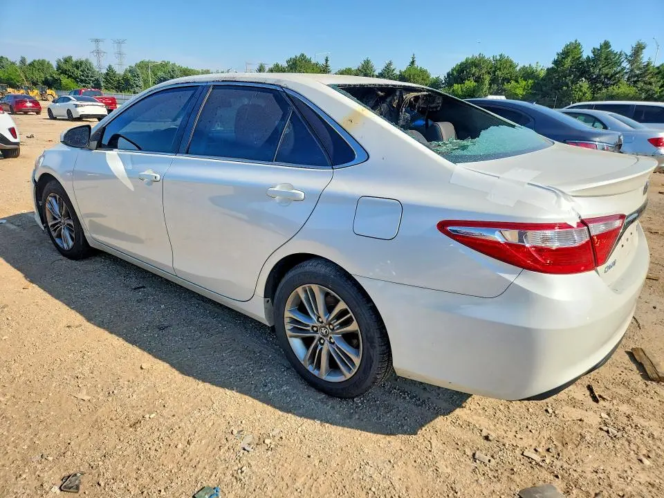 2017 TOYOTA CAMRY SE  
