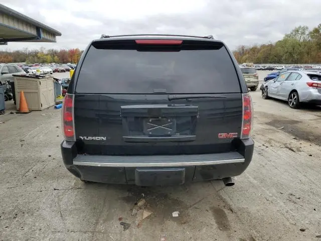 2013 GMC YUKON DENALI  