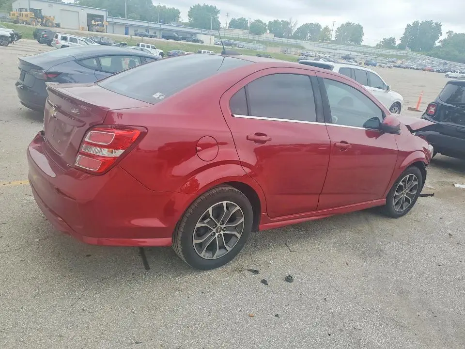 2017 CHEVROLET SONIC LT  