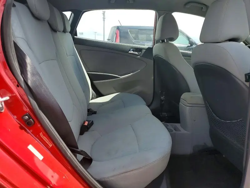 2014 HYUNDAI ACCENT SE  