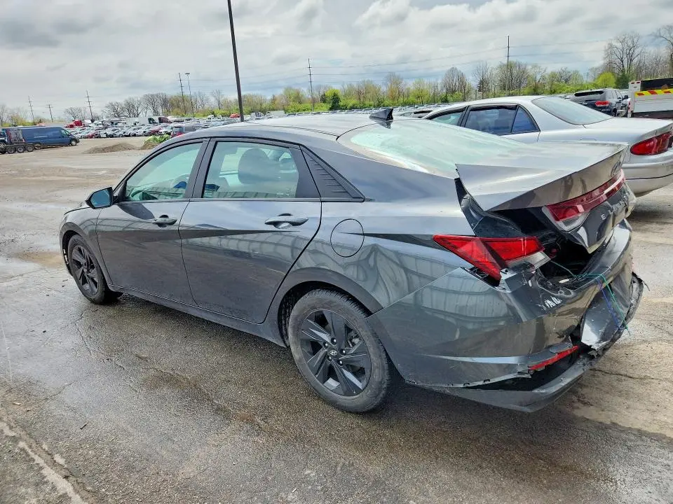 2021 HYUNDAI ELANTRA SEL  