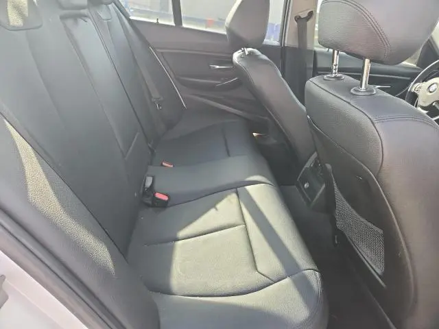 2016 BMW 320 I  