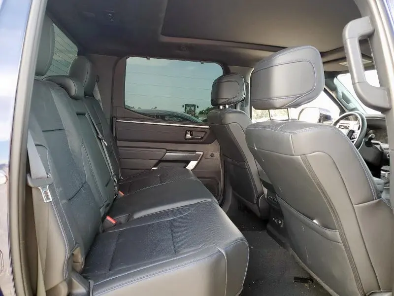 2023 TOYOTA TUNDRA CREWMAX PLATINUM  