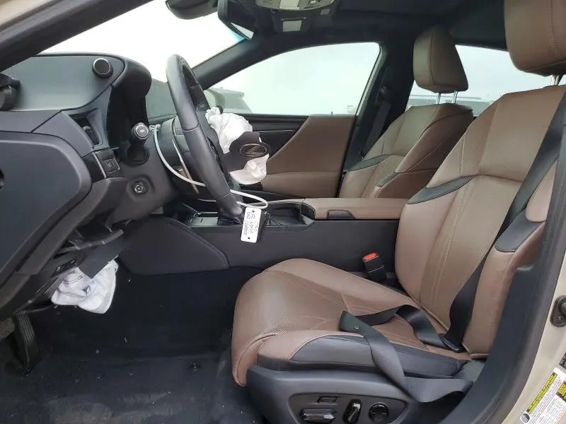 2023 LEXUS ES 300H LUXURY  