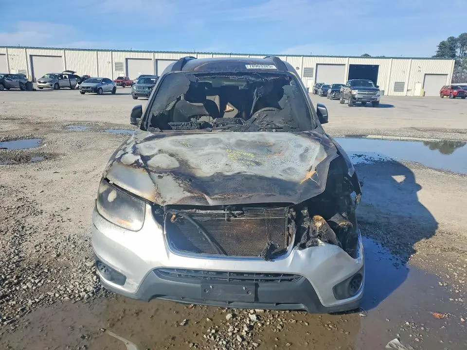 2011 HYUNDAI SANTA FE GLS  