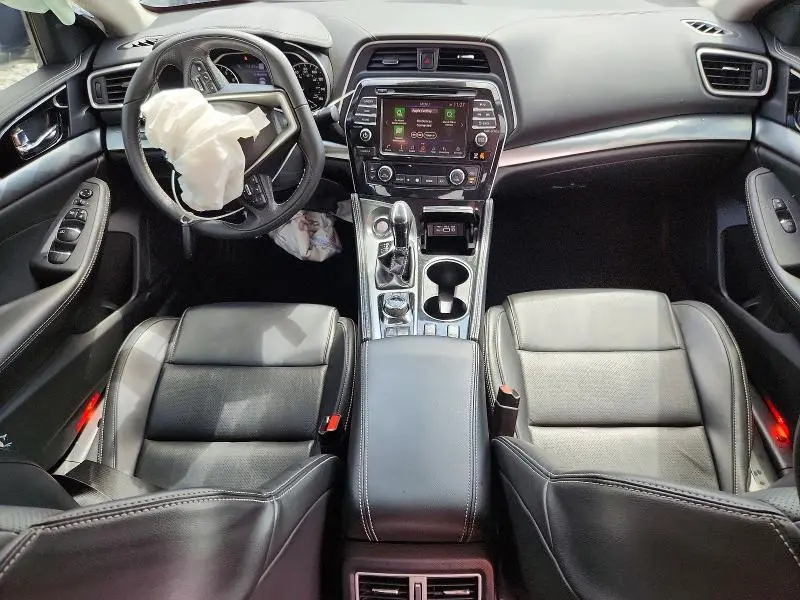2023 NISSAN MAXIMA SV  