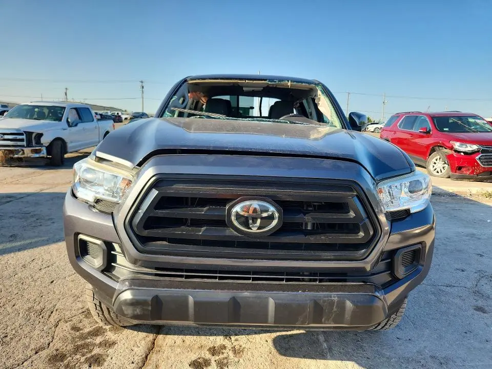 2020 TOYOTA TACOMA SR V6  