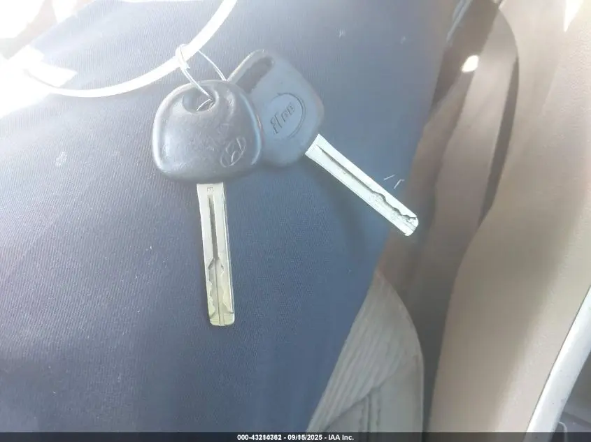 2012 HYUNDAI SONATA GLS