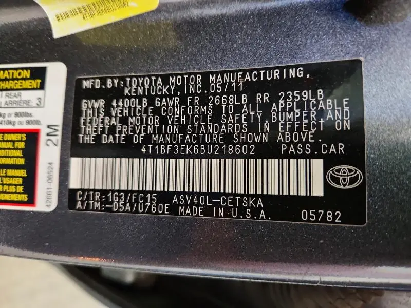 2011 TOYOTA CAMRY SE  