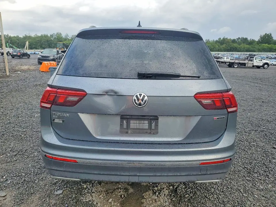 2021 VOLKSWAGEN TIGUAN SE  