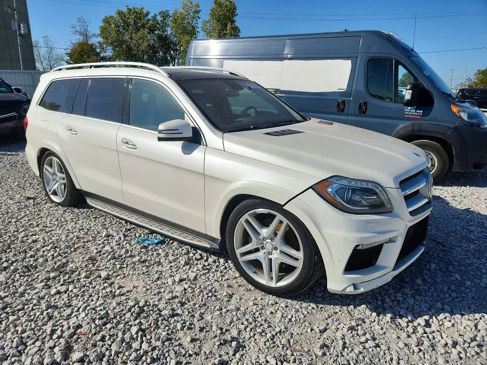 2014 MERCEDES-BENZ GL 550 4MATIC  