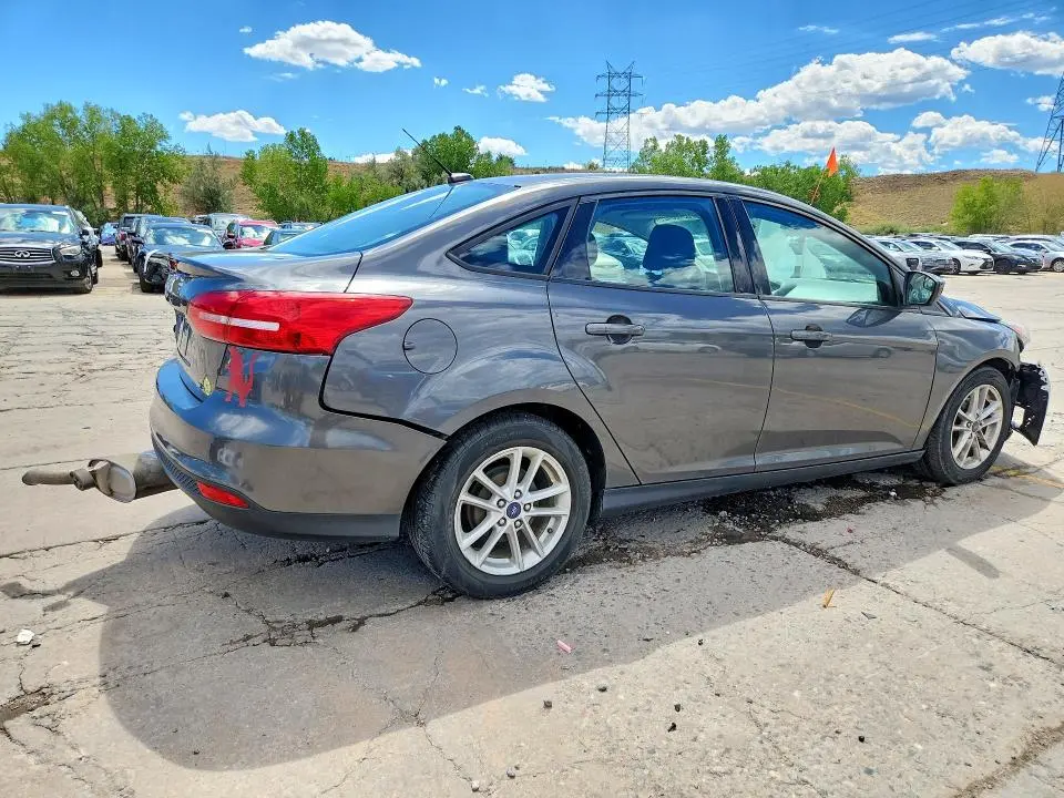 2018 FORD FOCUS SE  