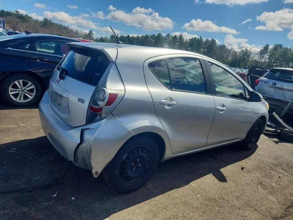 2012 TOYOTA PRIUS C TWO  