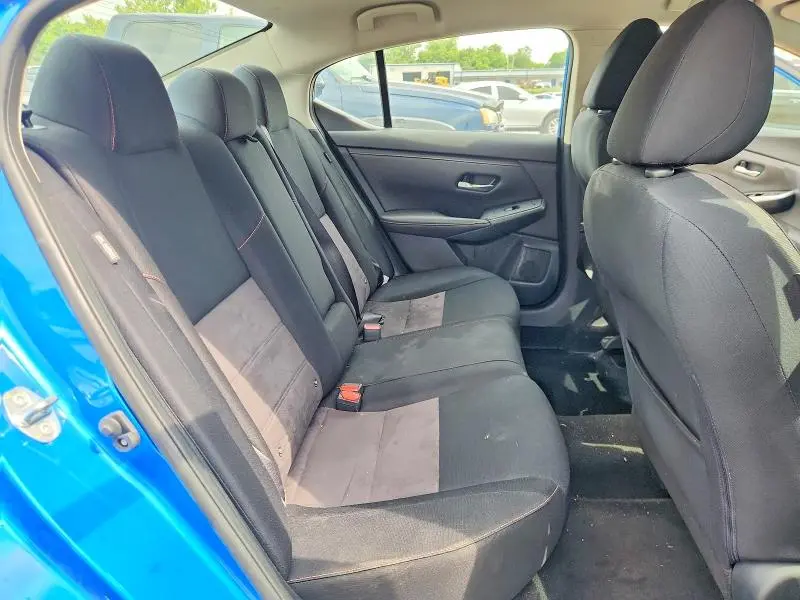 2020 NISSAN SENTRA SR  