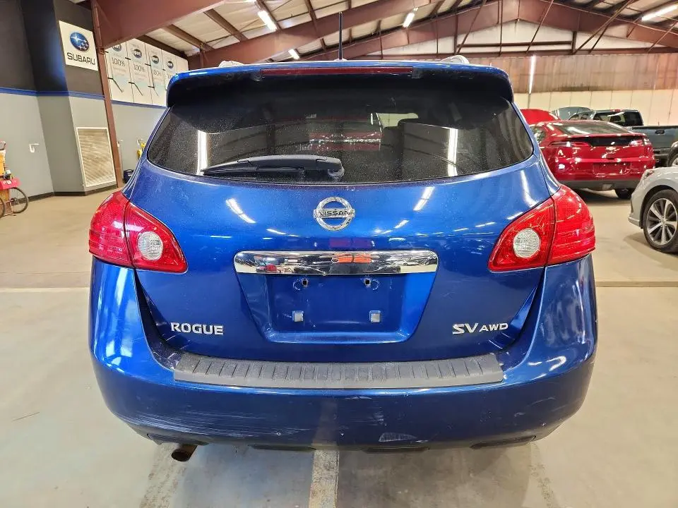 2011 NISSAN ROGUE S  