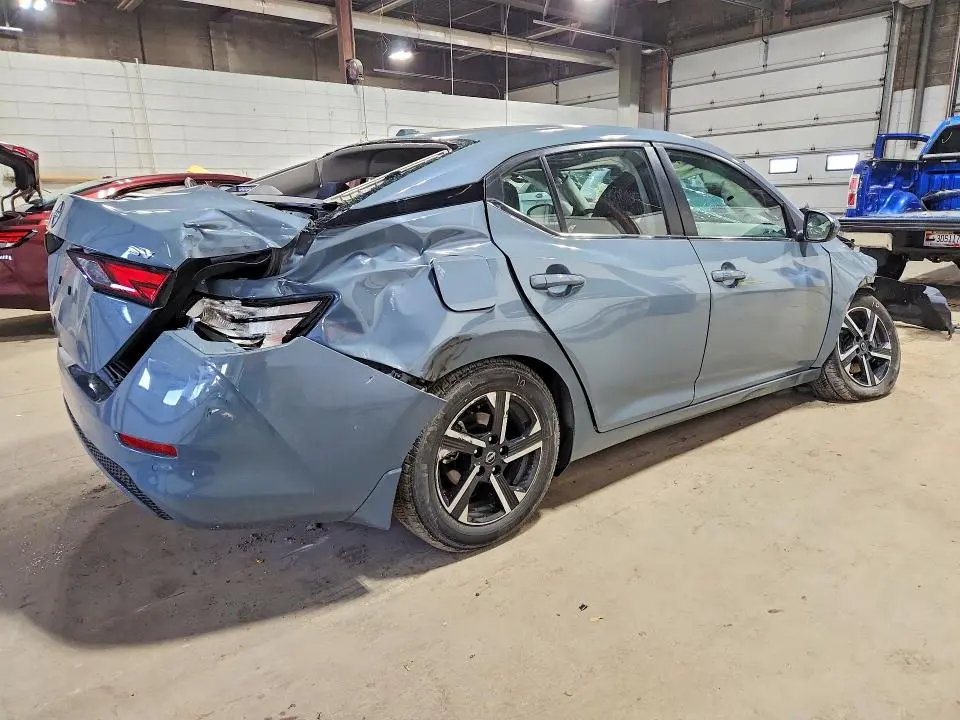 2024 NISSAN SENTRA SV  