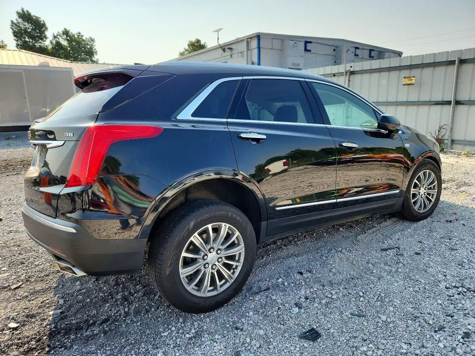 2019 CADILLAC XT5 LUXURY  
