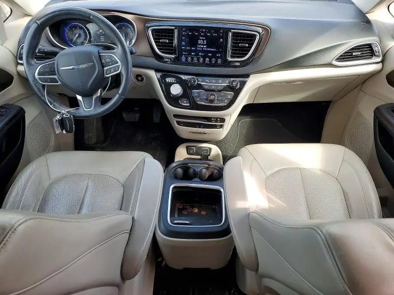 2017 CHRYSLER PACIFICA TOURING L PLUS  