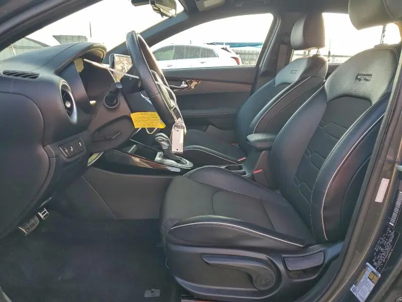 2023 KIA FORTE GT LINE  