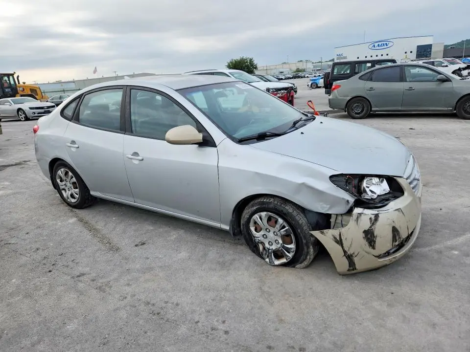 2010 HYUNDAI ELANTRA GLS  