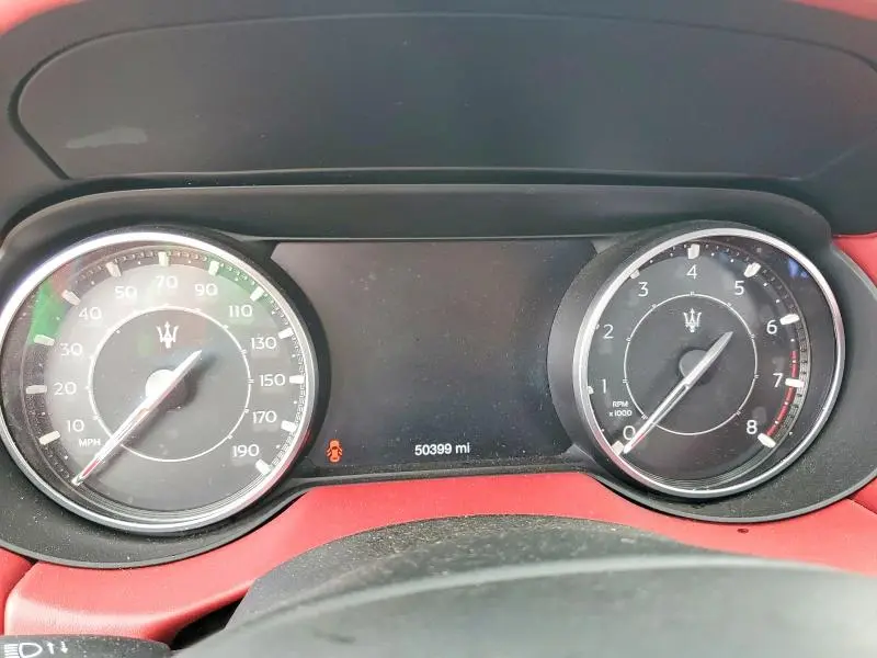2022 MASERATI LEVANTE BASE  