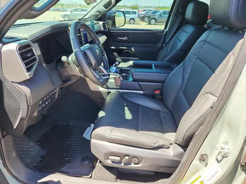 2025 TOYOTA TUNDRA LIMITED  