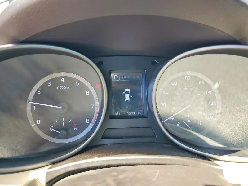 2017 HYUNDAI SANTA FE SE  