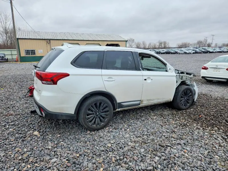 2020 MITSUBISHI OUTLANDER SE  