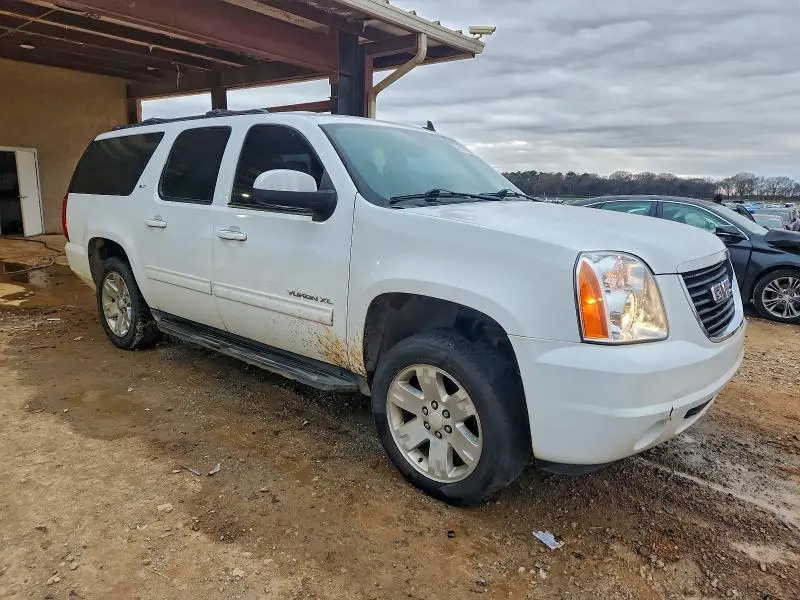 2011 GMC YUKON XL C1500 SLT  