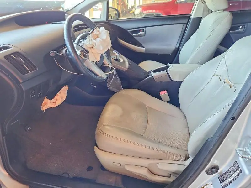 2014 TOYOTA PRIUS TWO  