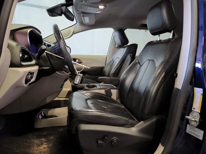 2017 CHRYSLER PACIFICA TOURING L PLUS  