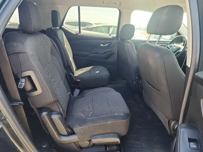 2018 CHEVROLET TRAVERSE LT  