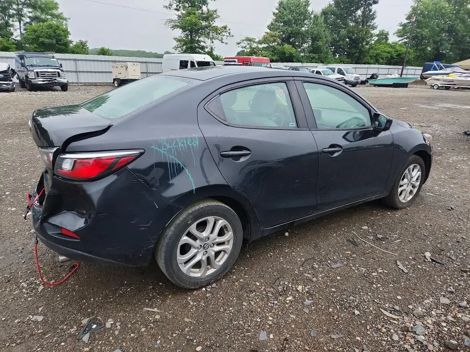 2017 TOYOTA YARIS IA BASE  
