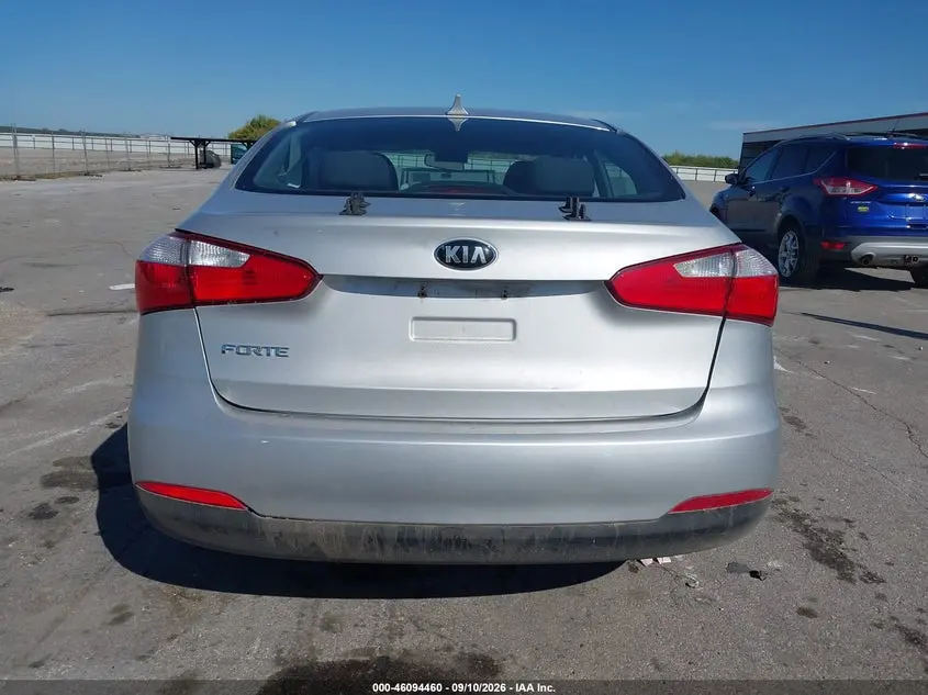 2015 KIA FORTE LX