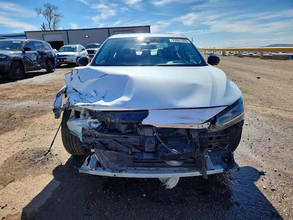 2023 NISSAN SENTRA SR  