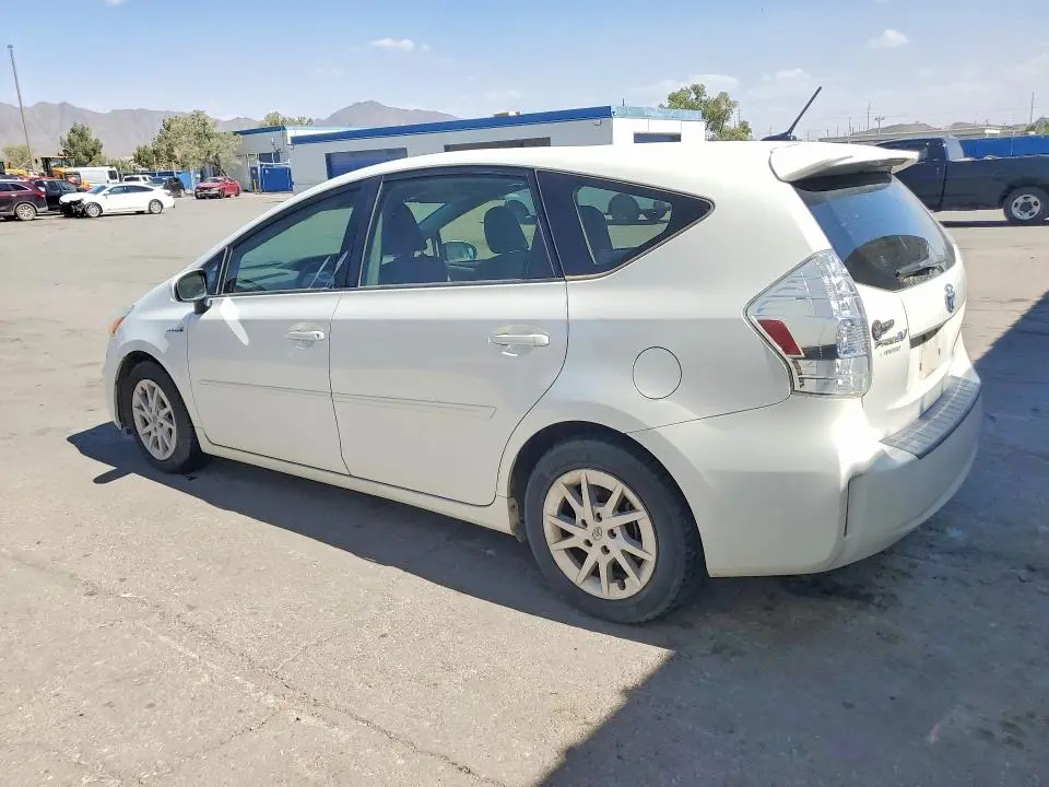 2012 TOYOTA PRIUS V THREE  