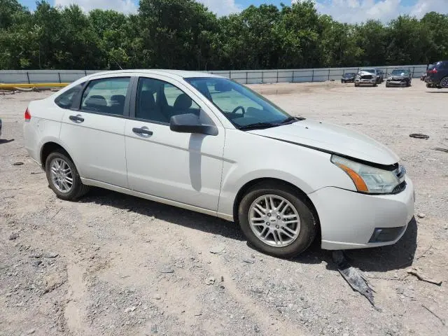 2010 FORD FOCUS SE  