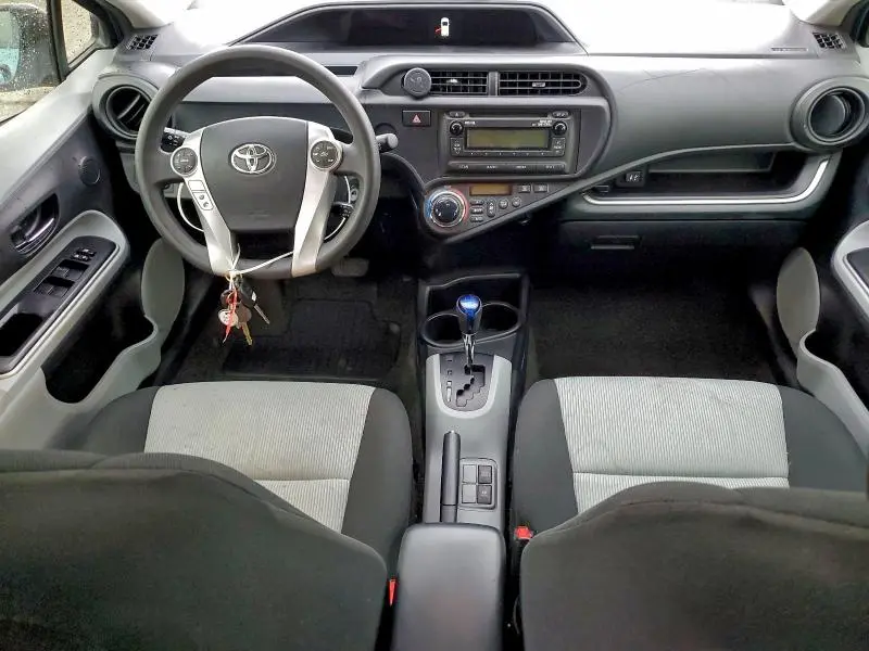 2014 TOYOTA PRIUS C   