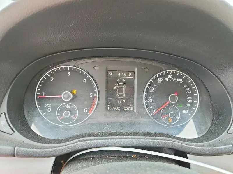 2013 VOLKSWAGEN PASSAT SE  