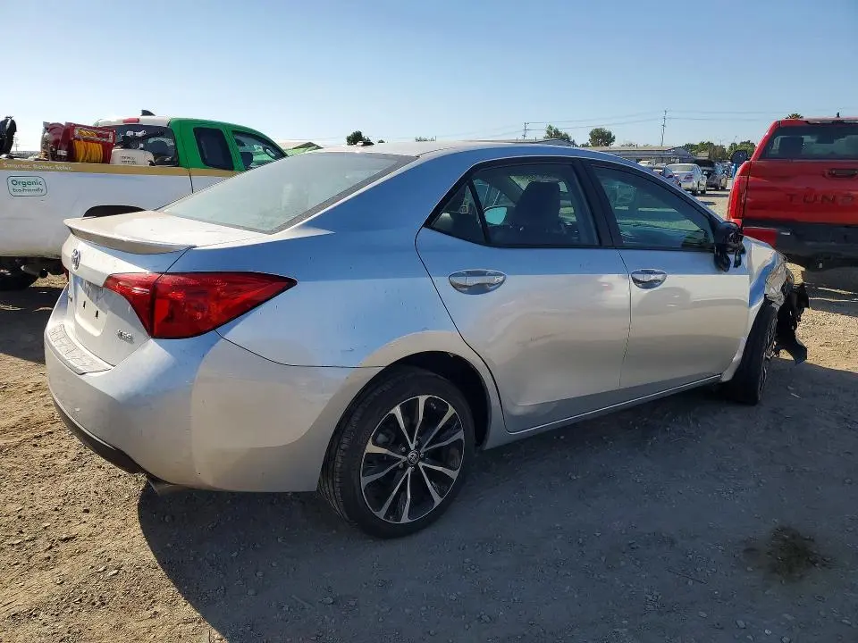 2018 TOYOTA COROLLA XSE  