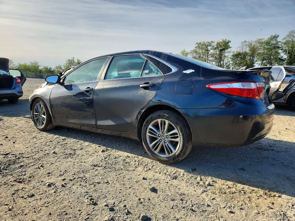 2017 TOYOTA CAMRY SE  