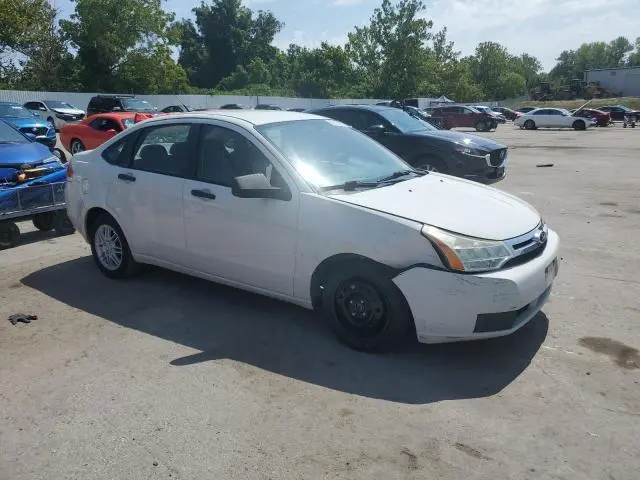 2010 FORD FOCUS SE  