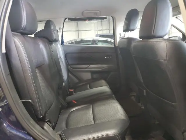 2015 MITSUBISHI OUTLANDER SE  