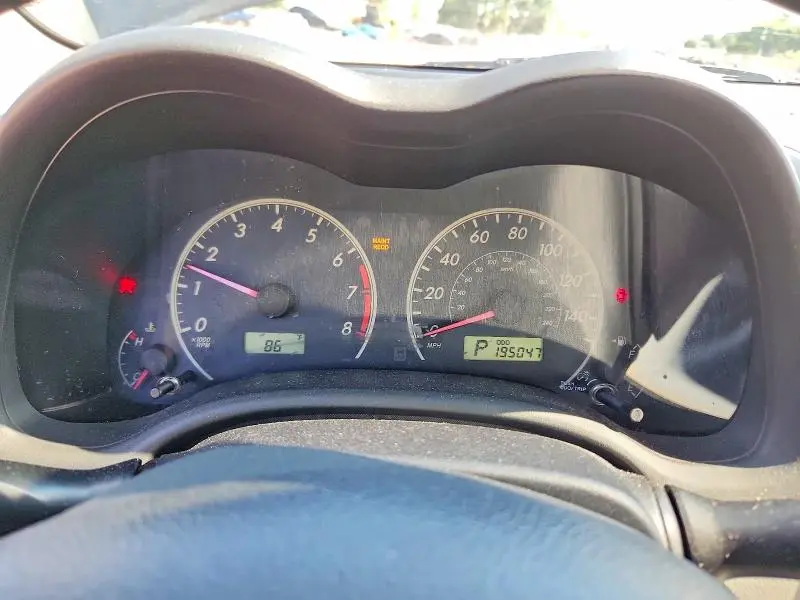 2011 TOYOTA COROLLA LE  