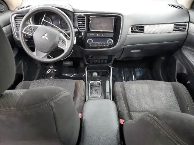2018 MITSUBISHI OUTLANDER ES  